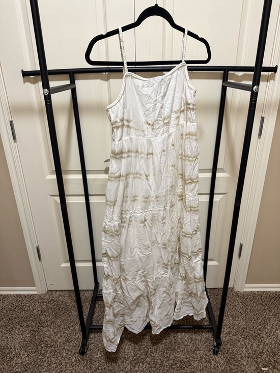 aerie Dresses & Skirts - aerie White Spaghetti Strap Tiered Maxi Dress